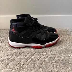 Jordan 11 BRED - size 11